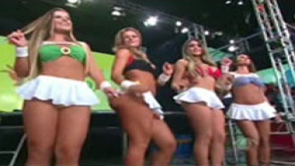 gosta de coxas? então goze nestas 4 devassas do brasil...