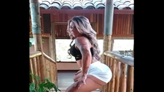 Déborah Chantilly Loira Gostosa Rebolando