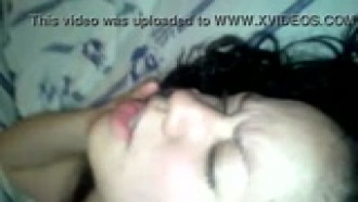 Metendo e falando no cel que tava dormindo